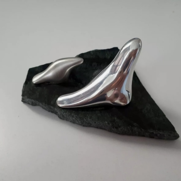 Vintage Hoselton Sculpture Mother Seal with Baby Seal - Picture 6 of 8